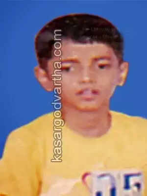 സ്കൂട്ടറില് ടിപ്പര് ലോറിയിടിച്ച് പോലീസുകാരന്റെ ഭാര്യയും കുഞ്ഞും മരിച്ചു