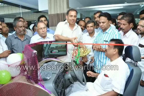 റൂബിയുടെ കാര് സിമുലേറ്റര് സംവിധാനത്തോടുകൂടിയ ഡ്രൈവിംഗ് സ്കൂള് ഉദ്ഘാടനം ചെയ്തു