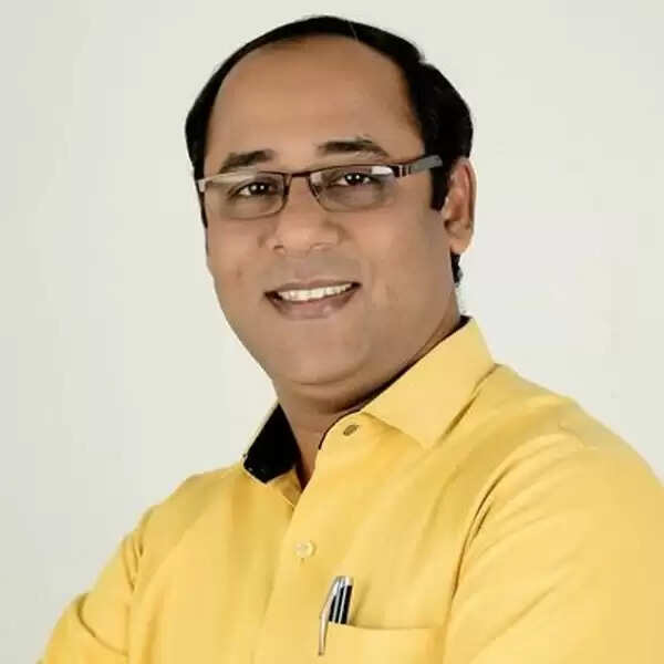 ഒലോട്ട് തമ്പാന്റെ ദുരൂഹ മരണം: കേസൊതുക്കാന് സി പി എം-പോലീസ് ശ്രമം: കെ ശ്രീകാന്ത്