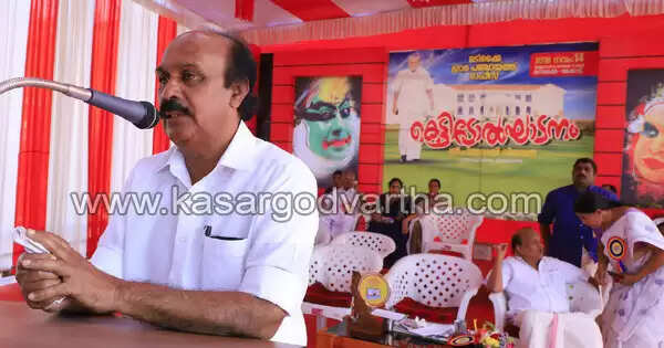 മടിക്കൈ ഗ്രാമപഞ്ചായത്തിന്റേത് മാതൃകപരമായ പ്രവര്ത്തനം: മന്ത്രി ഇ ചന്ദ്രശേഖരന്