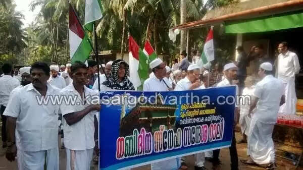 പ്രവാചക പ്രകീര്ത്തനങ്ങളുമായി നാടെങ്ങും നബിദിനാഘോഷം