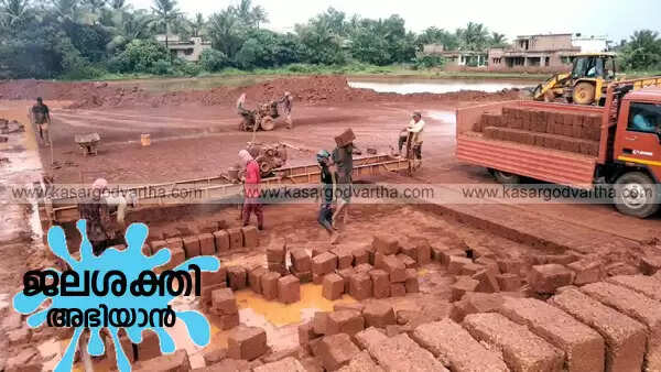 ജലപ്രതിസന്ധി നേരിടാന് ഇനി പള്ളങ്ങളും; നദീതട വികസന പ്രവര്ത്തനങ്ങള് പുരോഗമിക്കുന്നു