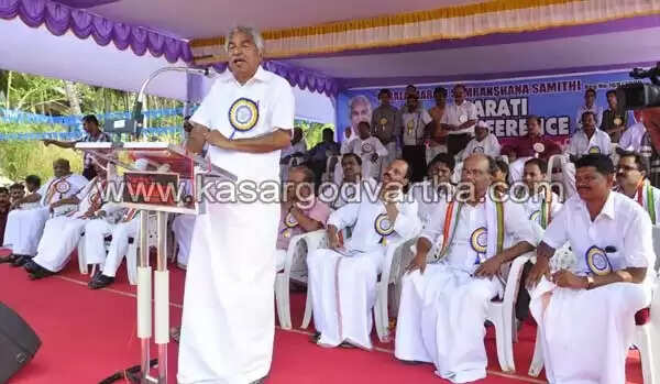 മറാഠി സംവരണം: ആശങ്കവേണ്ടെന്ന് മുഖ്യമന്ത്രി