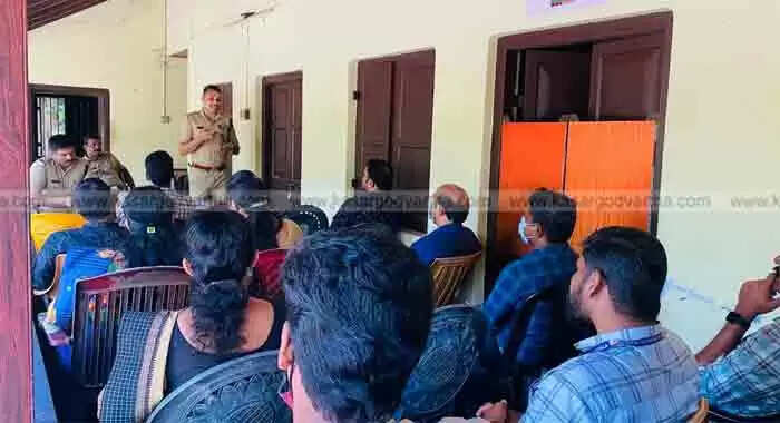 Against drugs | മയക്കുമരുന്ന് ഉപയോഗവും വ്യാപനവും തടയാന് പൊലീസ്; യോദ്ധാവിന്റെ ഒന്നാം ഘട്ട പരിശീലനം ഹൊസ്ദുർഗിൽ പൂർത്തിയായി