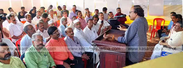 പൗരത്വ ഭേദഗതിക്കെതിരെ ആഞ്ഞടിച്ച് സാംസ്കാരിക പ്രവര്ത്തകര്; നമ്മളൊന്നാണെന്ന് പറയേണ്ട ഗതികേടിലേക്ക് നമ്മളെത്തിയെന്ന് അംബികാസുതന് മാങ്ങാട്