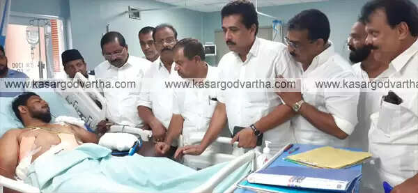 'മംഗളൂരുവില് ഞങ്ങള് കണ്ടത് നരനായാട്ടിന്റെ ഞെട്ടിക്കുന്ന കാഴ്ചകള്; വെടിയുണ്ട ശരീരത്തിലൂടെ തുളച്ചുകയറിയ 10 പേരെ കണ്ടു; ഇതില് മൂന്നുപേരുടെ നില ഇപ്പോഴും ഗുരുതരം; മലയാളികളാണ് മംഗളൂരുവില് അക്രമം നടത്തിയതെന്ന് പ്രചരിപ്പിച്ച് മലയാളികളെയും കന്നടക്കാരെയും തമ്മില് തെറ്റിച്ച് മുതലെടുപ്പിനാണ് യെദിയൂരപ്പ സര്ക്കാര് ശ്രമിക്കുന്നതെന്ന് യുഡിഎഫ് പ്രതിനിധി സംഘം'