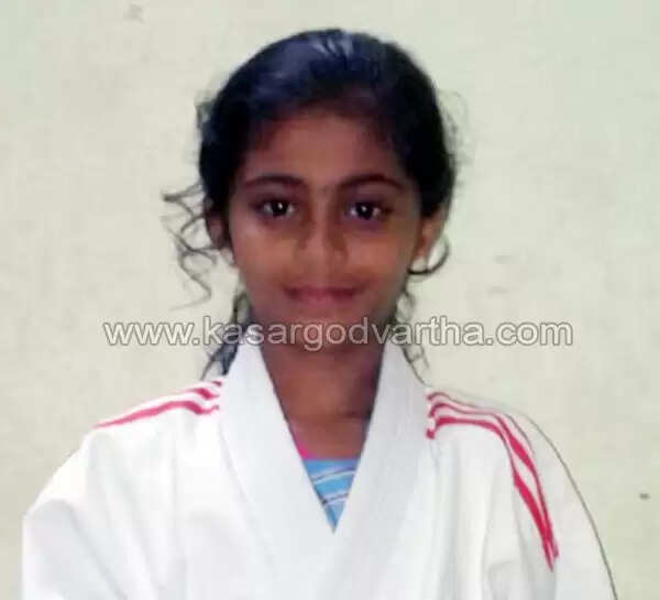 കാസര്കോട് ജില്ലയ്ക്ക് അഭിമാനമായി ആദിത്യ