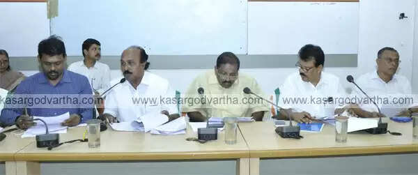 എന്ഡോസള്ഫാന് ദുരിതബാധിതരുടെ പട്ടികയില് 511 പേരെ കൂടി ഉള്പ്പെടുത്തി