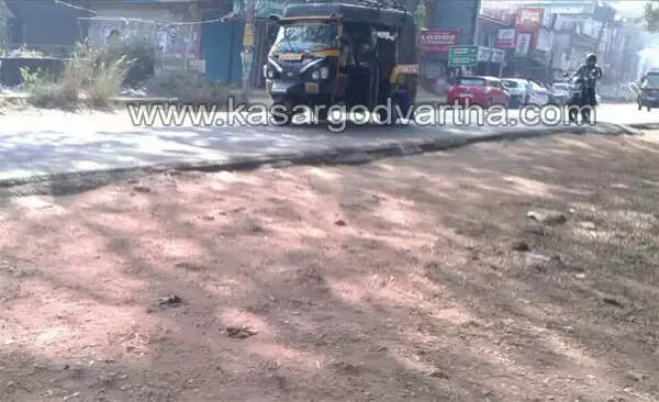 ബിജെപി ഹര്ത്താല്; ചെറുവത്തൂരില് കടകള് തുറന്നു; വാഹനങ്ങള് ഓടി