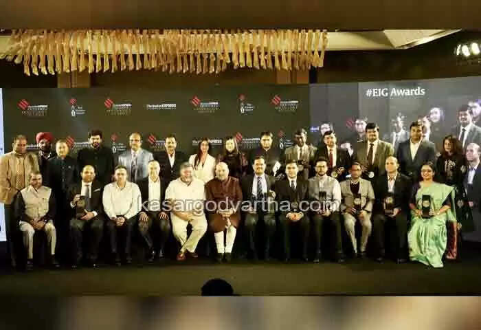 Award | 'തനിക്ക് ലഭിച്ച അംഗീകാരം ഓരോ സ്വാമിമാര്ക്കും സമര്പിക്കുന്നു'; അമിത് ഷായുടെ കയ്യില് നിന്നും മികച്ച കലക്ടര്ക്കുള്ള പുരസ്കാരം സ്വീകരിച്ച പത്തനംതിട്ട കലക്ടര് ഡോ. ദിവ്യ എസ് അയ്യറുടെ പ്രതികരണം