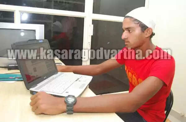 അന്ഫലിന്റെ മനസ്സില് ബൗണ്ടറിയും സിക്സറും മാത്രം