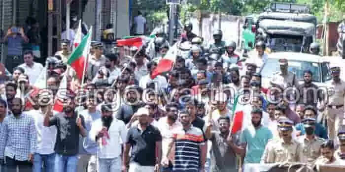 Police Booked | ഹർതാൽ ദിനത്തിൽ നഗരത്തിൽ പ്രകടനം: പോപുലർ ഫ്രണ്ട് നേതാക്കളും പ്രവർത്തകരും ഉൾപെടെ 60 ലധികം പേർക്കെതിരെ പൊലീസ് കേസെടുത്തു