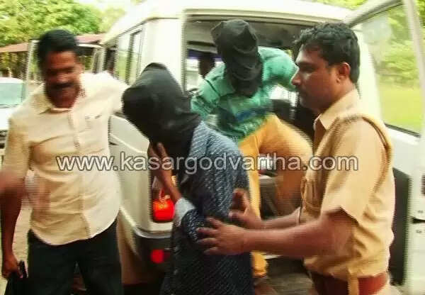 മുരളിയുടെ കൊല: അറസ്റ്റിലായ 2 പ്രതികളെയും നവംബര് 13വരെ റിമാന്ഡ് ചെയ്തു