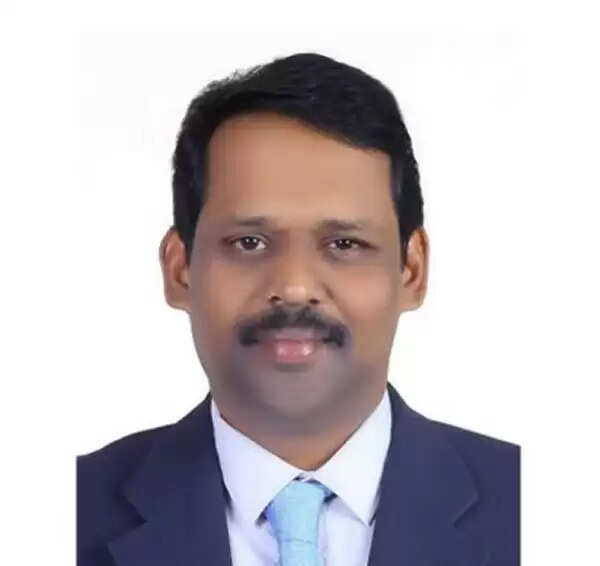 ഹരിതചട്ടം പാലിക്കാത്ത സ്ഥാപനങ്ങള്ക്കെതിരെ കര്ശന നടപടി എടുക്കുമെന്ന് കാസര്കോട് ജില്ലാ കളക്ടര് ഡോ. ഡി സജിത് ബാബുവിന്റെ മുന്നറിയിപ്പ്, മാലിന്യമുക്ത ജില്ല ലക്ഷ്യം