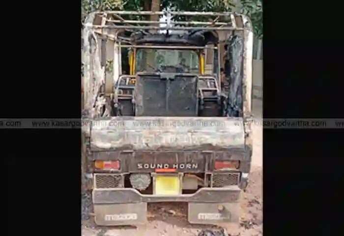 Fire | ഓടോറിക്ഷ കത്തിനശിച്ച നിലയിൽ; തീവച്ചതെന്ന് പരാതി; പൊലീസ് അന്വേഷിക്കുന്നു