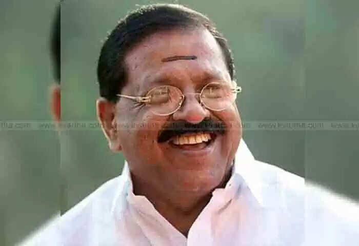 Rajmohan Unnithan | ഉണ്ണിത്താന് 19.58 ലക്ഷത്തിന്റെ ഇന്നോവ ക്രിസ്റ്റ, കാറിന് 14 ലക്ഷം കടബാധ്യത: ഭാര്യയുടെ പേരിലുള്ളത് ബലോന കാര്, ഇരുവരുടെയും കൈവശമുള്ളത് 30,000 രൂപ