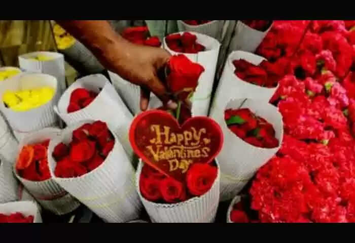 Valentine's Day | വാലന്റൈൻ ദിന സമ്മാന വിൽപനയും വിലക്കി ബജ്റംഗ്ദൾ രംഗത്ത്