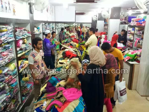 വിലക്കയറ്റത്തിന്റെ പെരുന്നാള് വിപണി; എങ്കിലും നഗരത്തില് തിരക്കൊഴിഞ്ഞില്ല
