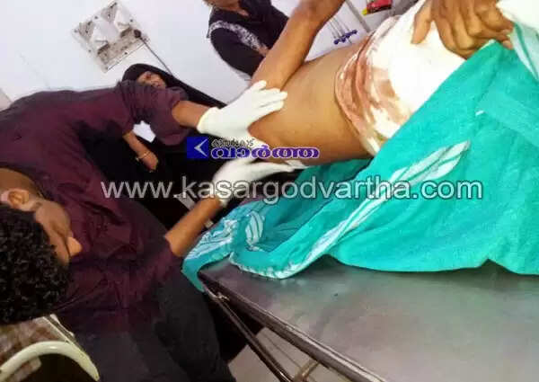 6 വര്ഷം മുമ്പ് ഭാര്യ വീട് വിട്ടതിലുള്ള പ്രതികാരം: കാമുകനെ ബസ് സ്റ്റോപ്പില് കുത്തിക്കൊല്ലാന് ശ്രമം