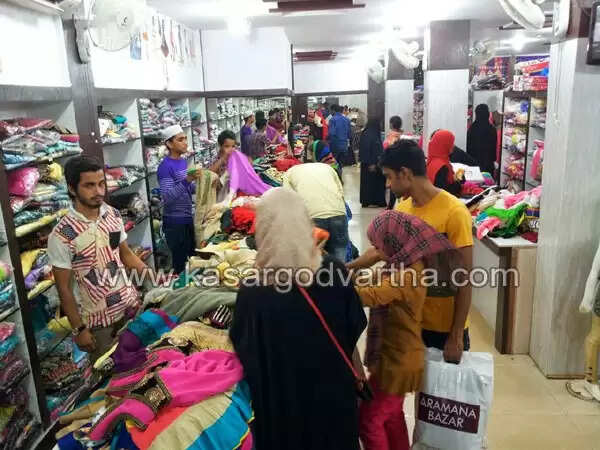 വിലക്കയറ്റത്തിന്റെ പെരുന്നാള് വിപണി; എങ്കിലും നഗരത്തില് തിരക്കൊഴിഞ്ഞില്ല