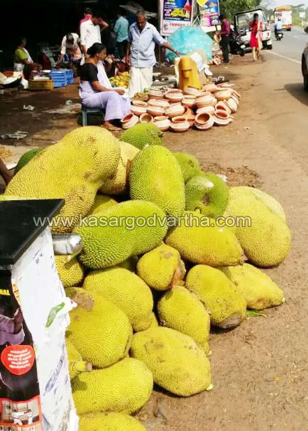 വിഷു ആഘോഷത്തിന് നാടൊരുങ്ങി; നഗരത്തില് തിരക്ക്
