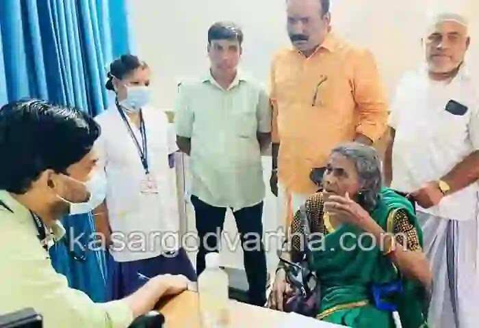 Visited | കാഞ്ഞങ്ങാട് അമ്മയും കുഞ്ഞും ആശുപത്രി സന്ദര്ശിച്ച് ദയാബായി