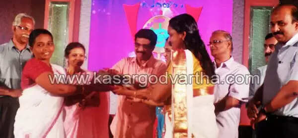 നേട്ടങ്ങളുടെ തിളക്കവുമായി കിനാനൂര് കരിന്തളം സി.ഡി.എസ്