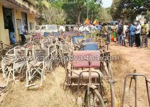 വികലാംഗര്ക്ക് വിതരണം ചെയ്യേണ്ട 5 ലക്ഷത്തിന്റെ ഉപകരണങ്ങള് വില്ക്കുന്നത് യുവമോര്ച്ച തടഞ്ഞു