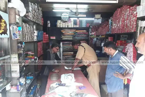 നഗരത്തില് വീണ്ടും കവര്ച്ച; മൂന്ന് കടകളില് കയറിയ മോഷ്ടാക്കള് പണവുമായി കടന്നുകളഞ്ഞു