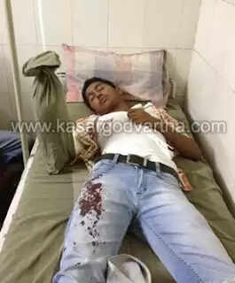 പൊവ്വലില് എഞ്ചിനീയറിംഗ് കോളജ് വിദ്യാര്ത്ഥിക്ക് വെട്ടേറ്റു