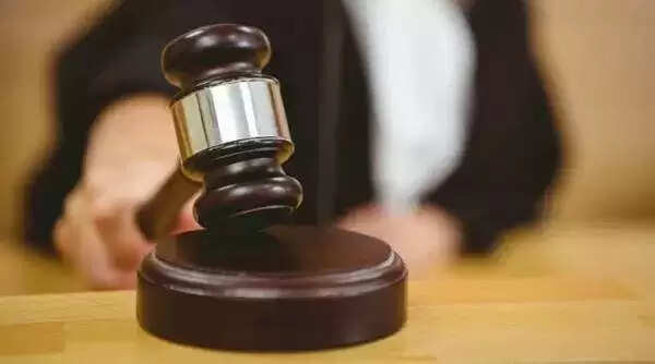 കുടിവെള്ളത്തില് മയക്ക് മരുന്ന് കലര്ത്തി മാനഭംഗപ്പെടുത്താന് ശ്രമം, ഇന്ത്യക്കാരന് സിംഗപ്പൂരില് തടവുശിക്ഷ