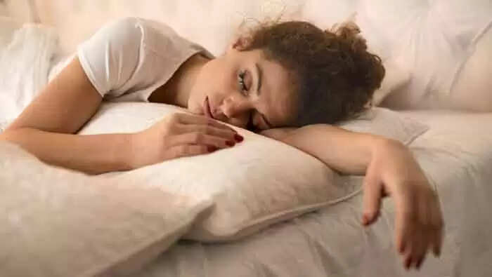 പകല് നേരത്ത് ഇടയ്ക്ക് ചെറിയ മയക്കമാകാം, അതിന് ചില ഗുണങ്ങളുണ്ടെന്നും വിദഗ്ധര്