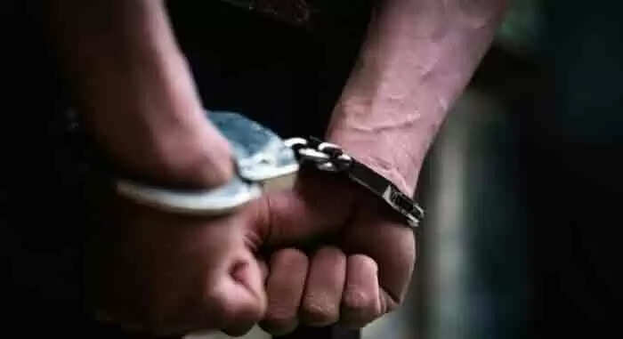 Assault Case | സാമ്പത്തിക ഇടപാടിനെ ചൊല്ലിയുണ്ടായ തര്ക്കമെന്ന് പരാതി; യുവതിയെ കത്തിയുമായി ആക്രമിക്കാന് ശ്രമിച്ചെന്ന സംഭവത്തില് യുവാവ് നരഹത്യാശ്രമ കേസില് അറസ്റ്റില്