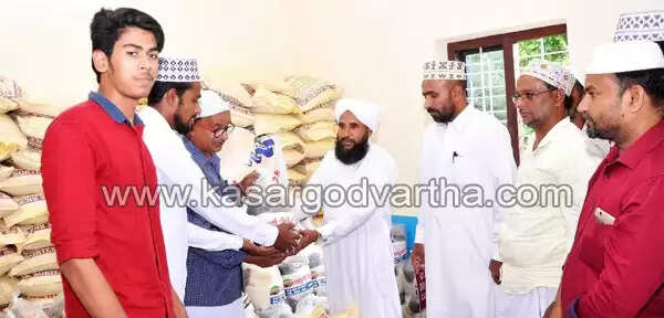 എസ് വൈ എസിന്റെ 400 യൂണിറ്റില് നാല് കോടിയുടെ റമദാന് കിറ്റ് വിതരണത്തിന് തുടക്കമായി