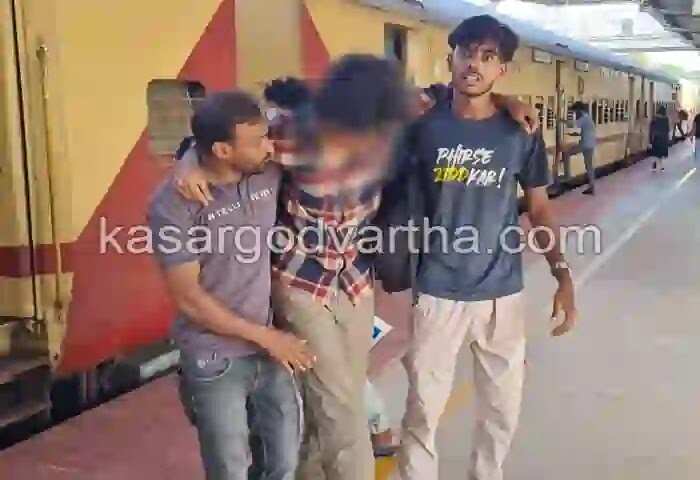 Volleyball | കോചും മാനജരും സഹായിക്കാന് ഉത്തരവാദിത്തപ്പെട്ടവരും ഇല്ല, കാസര്കോട്ട് നിന്ന് സംസ്ഥാന സ്കൂള് വോളിബോള് ചാംപ്യന്ഷിപില് മത്സരിക്കാന് പോയ വിദ്യാര്ഥികള് നേരിട്ടത് കടുത്ത അവഗണനയും ദുരിതവും; ജേഴ്സി ഒരുക്കിയതും ചിലവുമെല്ലാം സ്വന്തം കയ്യില് നിന്ന്; തിരിച്ചുവരുന്നതിനിടയില് ഒരാള്ക്ക് പരുക്കേറ്റിട്ടും നോക്കാന് കുട്ടികള് മാത്രം; പ്രതിഷേധം ശക്തം