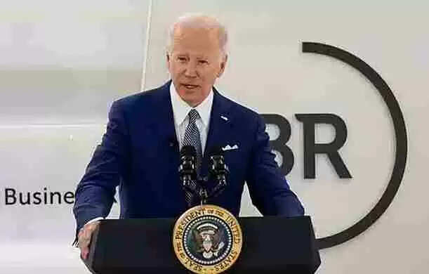 യുക്രൈനില് റഷ്യ ഹൈപര്സോനിക് മിസൈലുകള് ഉപയോഗിച്ചതായി സ്ഥിരീകരിച്ച് ബൈഡന്