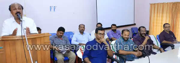 സമരങ്ങളിലൂടെ നേടിയെടുത്ത അവകാശങ്ങള് അടിയറവ് വയ്ക്കാന് അനുവദിക്കില്ല: മന്ത്രി ഇ ചന്ദ്രശേഖരന്