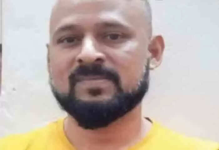 Arrested | മാഹിയിലെ ഹോടെല് മുറിയില് വിളിച്ചു വരുത്തി മദ്യം നല്കി പെണ് സുഹൃത്തിന്റെ മൂന്ന് പവന് സ്വര്ണ മാല മോഷ്ടിച്ചെന്ന പരാതിയില് യുവാവ് അറസ്റ്റില്