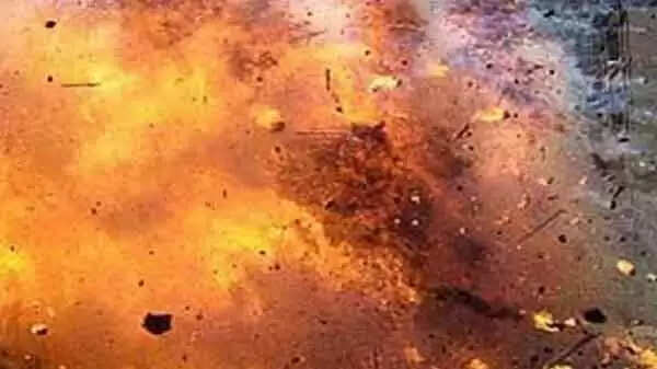 Blast | കണ്ണൂരില് ആര്എസ്എസ് പ്രവര്ത്തകന്റെ വീടിന് മുന്നില് സ്ഫോടനം