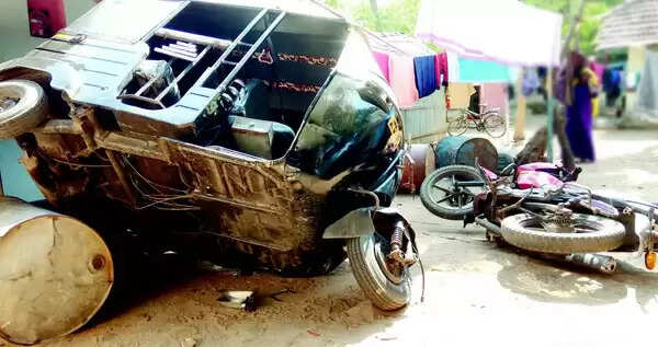 താനൂര് സംഘര്ഷത്തില് പോലീസിനും ഗുണ്ടാ റോള് ആയിരുന്നുവെന്ന് ന്യൂനപക്ഷ കമ്മീഷന്