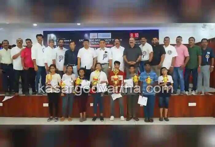Chess | 19 വയസിന് താഴെയുള്ളവരുടെ സംസ്ഥാന ചെസ് ചാംപ്യന്ഷിപ്: ഓപണ് വിഭാഗത്തില് ജുബിന് ജിമ്മിയും പെണ്കുട്ടികളുടെ വിഭാഗത്തില് ജാഹ്നവി അശോകും ജേതാക്കള്; സംഘാടനത്തില് തിളങ്ങി കാസര്കോട് മര്ചന്റ് അസോസിയേഷന്