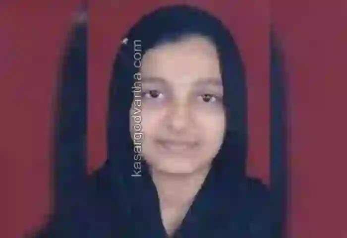 Controversy | മുസ്ലിം ലീഗ് വനിതാ പഞ്ചായത് അംഗത്തിന്റെ രാജിക്ക് സമ്മര്ദം ചെലുത്തിയത് സിപിഎം സജീവപ്രവര്ത്തകനെന്ന് ആരോപണം; ഒറ്റക്ക് ഭൂരിപക്ഷം കിട്ടാന് വേണ്ടി ചെയ്തതാണെന്നും ആക്ഷേപം; നിഷേധിച്ച് പാർടി ലോകൽ കമിറ്റി അംഗം