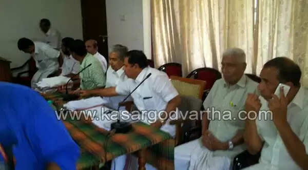 ബാര് പ്രശ്നവും വോട്ട് ചോര്ച്ചയും ഊമക്കത്ത് വിവാദവും ലീഗ് യോഗത്തില് പ്രധാന ചര്ച്ച