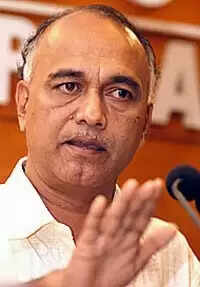 കടലാടിപ്പാറ: അന്ന് അനുകൂലിച്ചവര് ഇപ്പോള് എതിര്ക്കുന്നതെന്തിനെന്ന് എളമരം കരീം