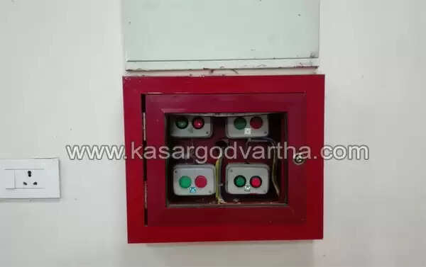 200 രൂപയുടെ ഗ്ലാസ് പൊട്ടിച്ചതിന് കേന്ദ്രസര്വകലാശാലയിലെ ദളിത് ഗവേഷണ വിദ്യാര്ത്ഥി നേതാവിനെ രജിസ്ട്രാറുടെ സമ്മര്ദത്തെ തുടര്ന്ന് പോലീസ് അറസ്റ്റ് ചെയ്ത് ജയിലിലടച്ചു