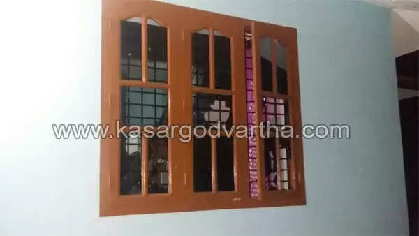 സി പി എം നേതാവായ പഞ്ചായത്തംഗത്തിന്റെ വീടിന് നേരെ ആക്രമണം