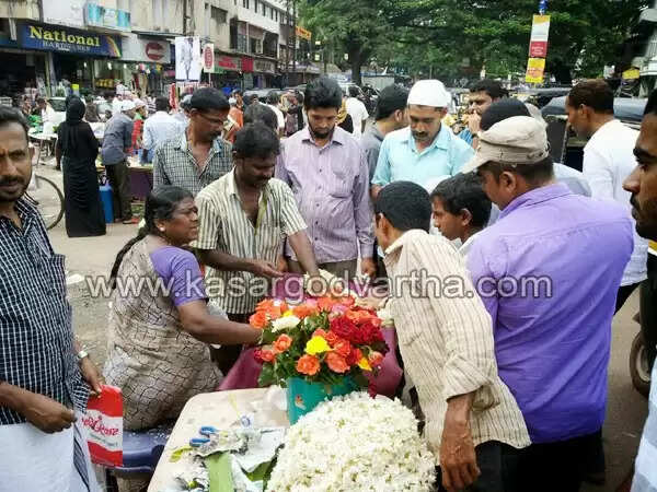 വിലക്കയറ്റത്തിന്റെ പെരുന്നാള് വിപണി; എങ്കിലും നഗരത്തില് തിരക്കൊഴിഞ്ഞില്ല