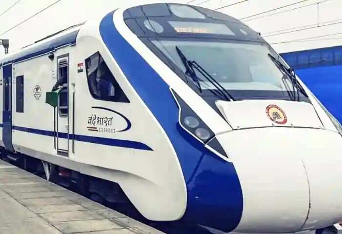 Investigation | ട്രെയിനിന് കല്ലെറിയുന്നവരെയും അട്ടിമറി ശ്രമം നടത്തുന്നവരെയും കണ്ടെത്താന് പൊലീസ് ഡ്രോണ് ഇറക്കി; ഒപ്പം പൊതുജനങ്ങളുടെ സഹകരണത്തോടെ രഹസ്യ നിരീക്ഷണവും