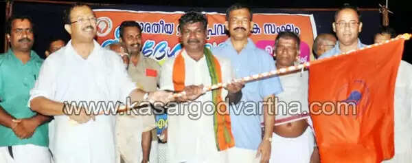 സമ്പൂര്ണമത്സ്യബന്ധന നിരോധനം: കേന്ദ്ര നിര്ദ്ദേശം സംസ്ഥാനങ്ങളുമായി കൂടിയാലോചിച്ച ശേഷം- വി. മുരളീധരന്