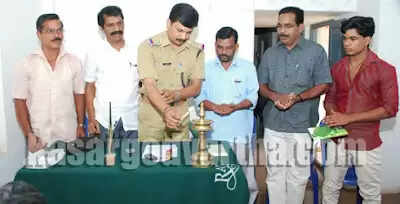 ലൈംഗീക അരാജകത്വത്തിനെതിരെ ശബരീനാഥിന്റെ 'നോട്ടം' ചിത്ര പ്രദര്ശനം